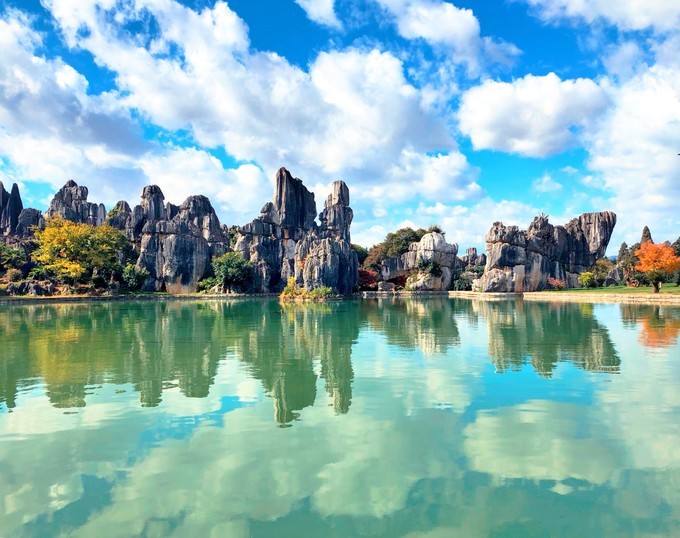 全云南最美的10個(gè)露營(yíng)地推薦之七:石林長(zhǎng)湖