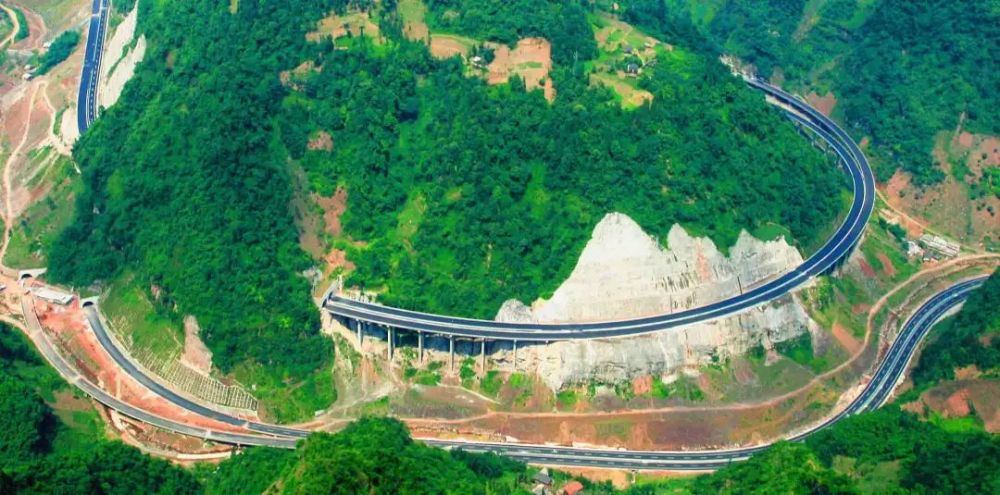 云南最美公路盤點和著名景點大全(二)