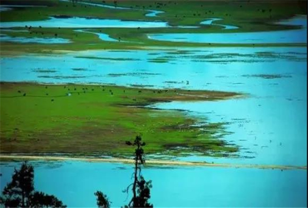 云南傳媒公司：香格里拉10個(gè)必去旅游景點(diǎn)，個(gè)個(gè)風(fēng)景迷人！你都去過了嗎？