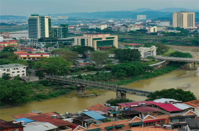 從紅河千年文化歷史中，去尋找曾經(jīng)的故事。