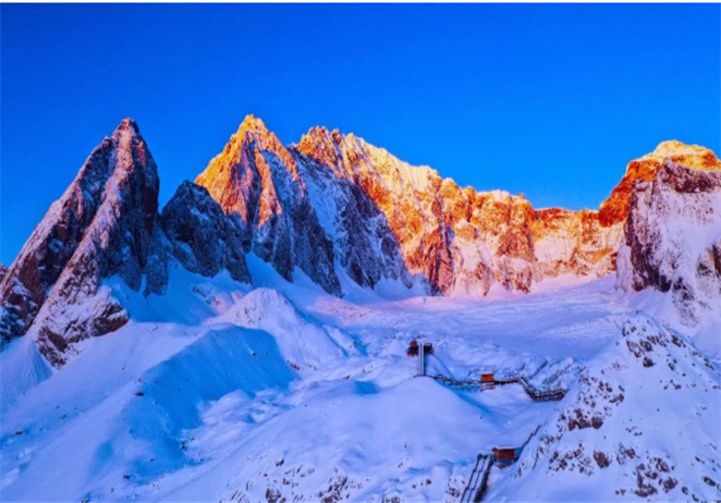 全球首列全景列車要來了，就在麗江！超大2米落地窗，分分鐘美過瑞士！