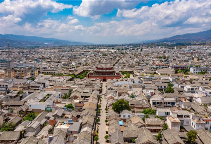 五月浪漫天，去游大理巍山古城。