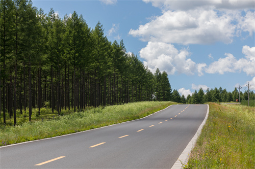 “中國(guó)天然氧吧”七彩云南就有五地，彩云之南等著你！