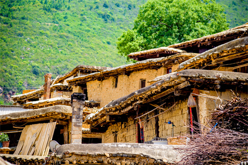 紅色旅游，要注重營造歷史的現(xiàn)場感
