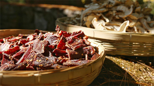 暢游云南，這12條經(jīng)典路線不能錯(cuò)過！——周末歡樂家庭游，解鎖都市休閑新姿勢(shì)